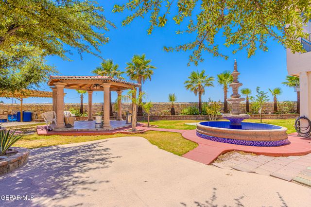 528 FLANAGAN Place, El Paso, TX 79928
