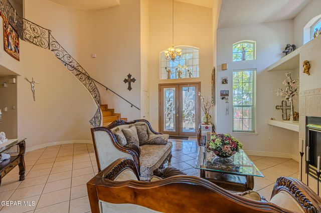 528 FLANAGAN Place, El Paso, TX 79928
