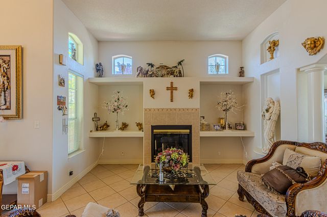 528 FLANAGAN Place, El Paso, TX 79928