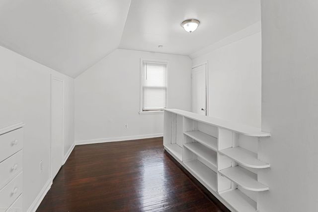 17583 Huntington Road, Detroit, MI 48219