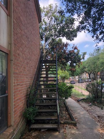 10100 S Gessner Road 212, Houston, TX 77071