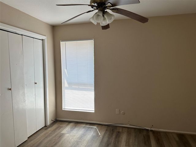 10100 S Gessner Road 212, Houston, TX 77071