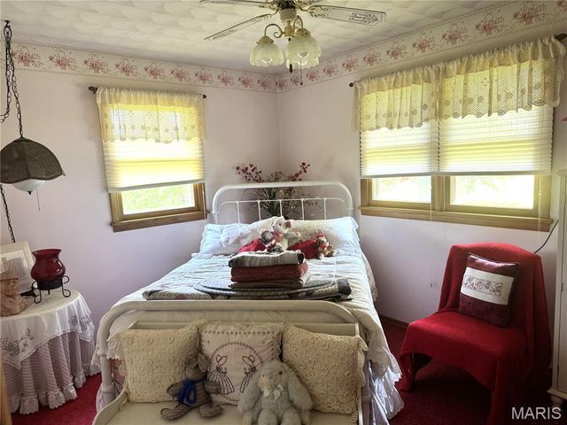 2210 S Highway 94, Defiance, MO 63341