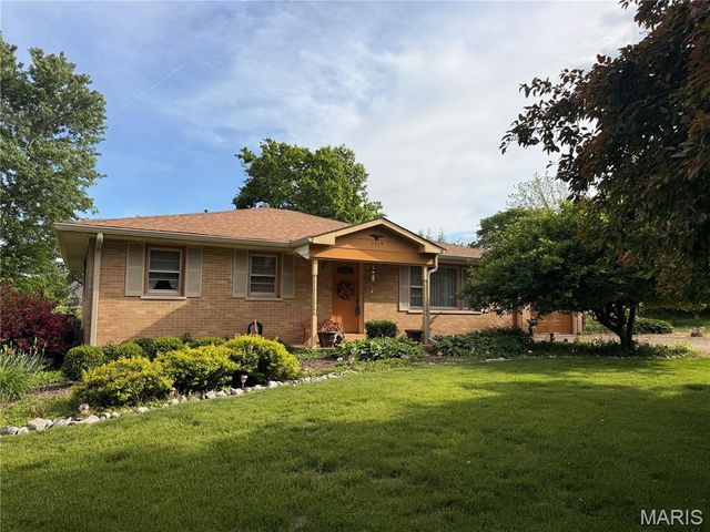 2210 S Highway 94, Defiance, MO 63341