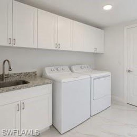 1703 Edison AVE, Lehigh Acres, FL 33972