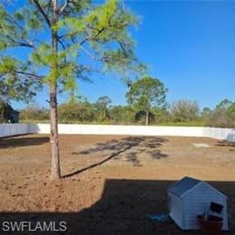 1703 Edison AVE, Lehigh Acres, FL 33972