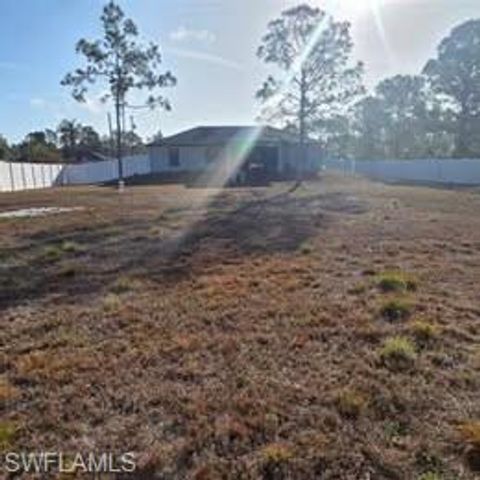 1703 Edison AVE, Lehigh Acres, FL 33972