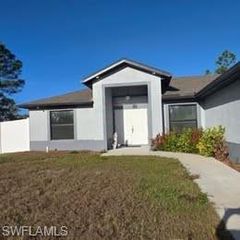 1703 Edison AVE, Lehigh Acres, FL 33972