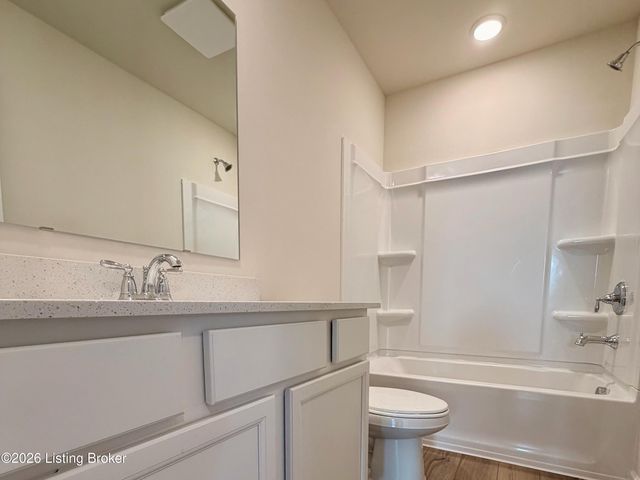 16901 Aiken Cir, Louisville, KY 40245