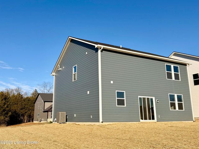 16901 Aiken Cir, Louisville, KY 40245