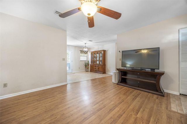 545 SW 257TH TERRACE, Newberry, FL 32669