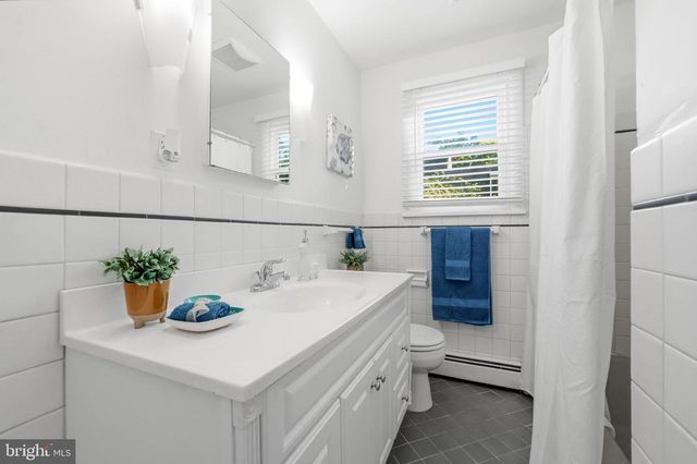1152 BARBARA DR, Cherry Hill, NJ 08003