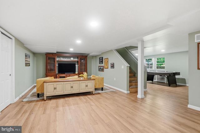 1152 BARBARA DR, Cherry Hill, NJ 08003