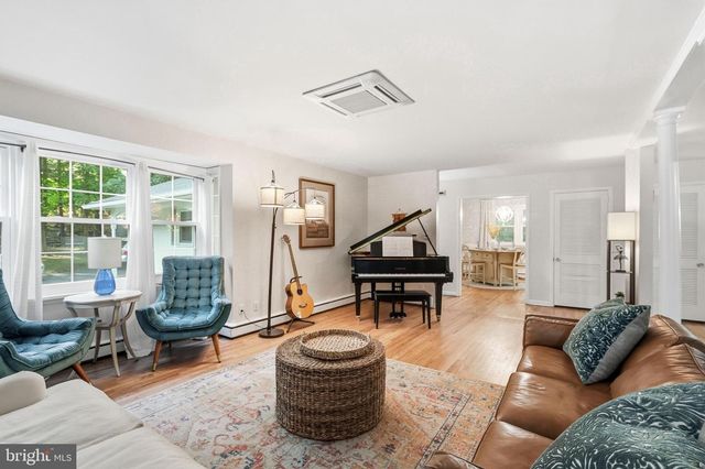 1152 BARBARA DR, Cherry Hill, NJ 08003