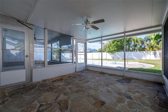 11425 47TH AVENUE N, St Petersburg, FL 33708