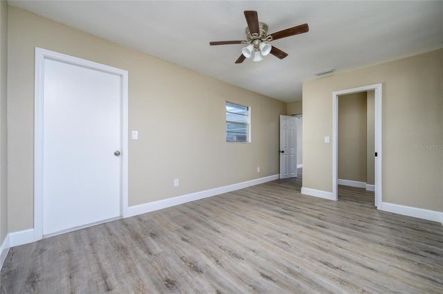 11425 47TH AVENUE N, St Petersburg, FL 33708