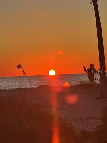 11425 47TH AVENUE N, St Petersburg, FL 33708