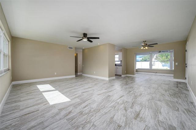 11425 47TH AVENUE N, St Petersburg, FL 33708