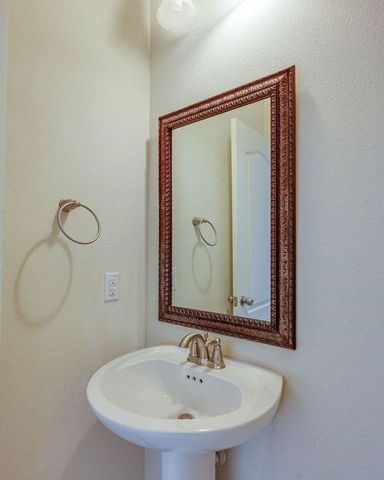 4001 eaton Park Drive, Mckinney, TX 75071