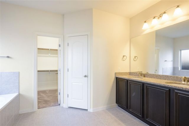 4001 eaton Park Drive, Mckinney, TX 75071