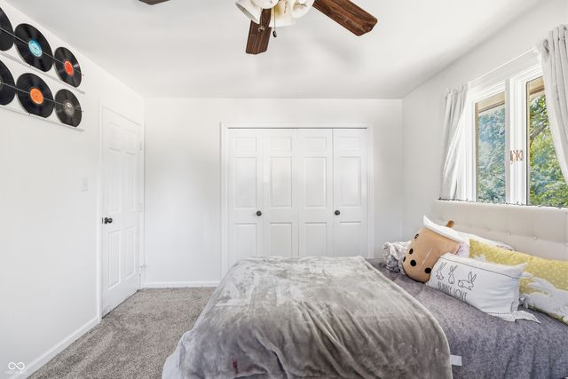 1720 Ridge Hill Lane, Indianapolis, IN 46217