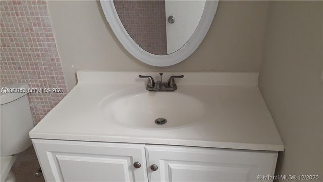 1540 NE 191st Street 244, Miami, FL 33179