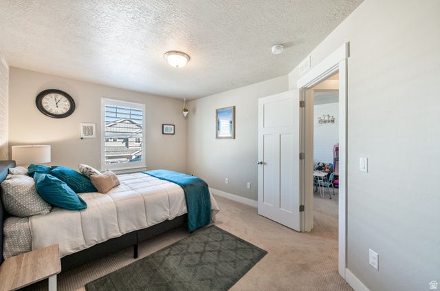 3803 W COASTAL DUNE DR, South Jordan, UT 84009