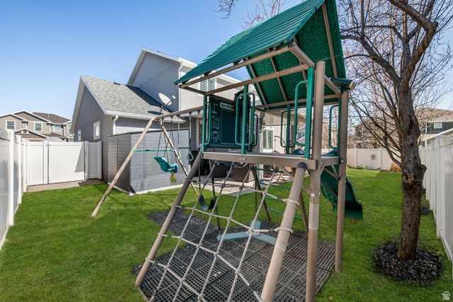 3803 W COASTAL DUNE DR, South Jordan, UT 84009