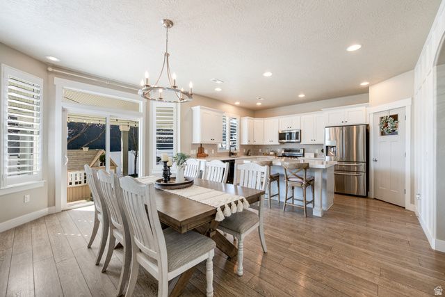 3803 W COASTAL DUNE DR, South Jordan, UT 84009