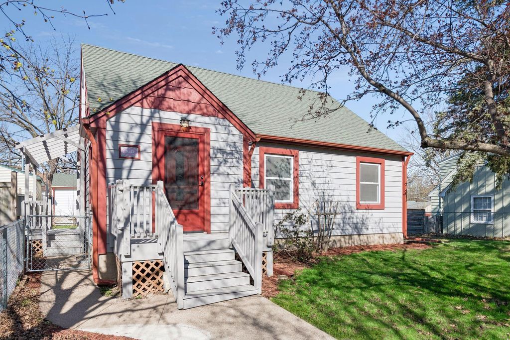 3631 Upton Avenue N, Minneapolis, MN 55412