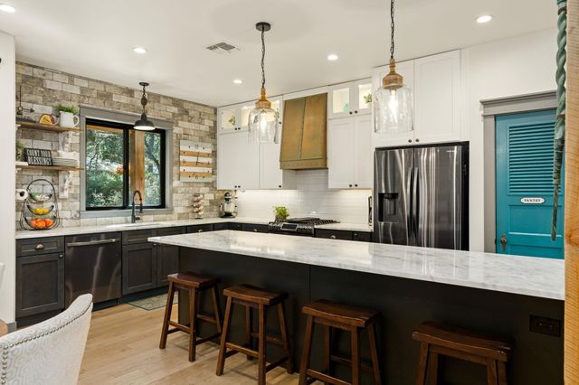 120 Sage CV, Bastrop, TX 78602