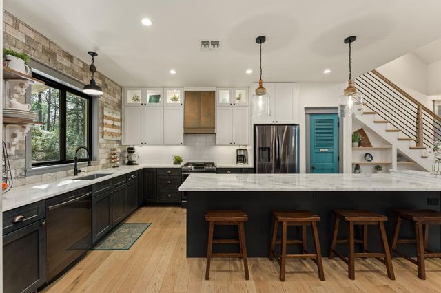 120 Sage CV, Bastrop, TX 78602