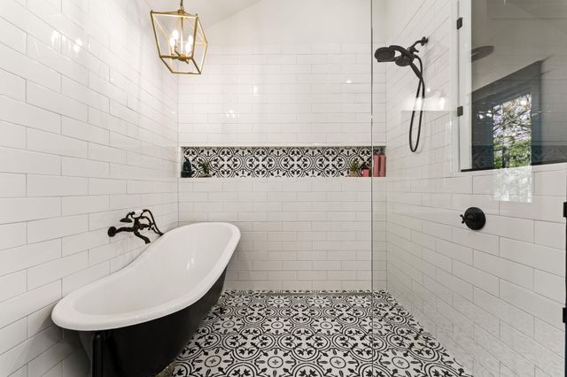 120 Sage CV, Bastrop, TX 78602