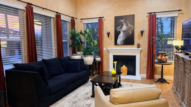 7253 W Morris Avenue, Fresno, CA 93723