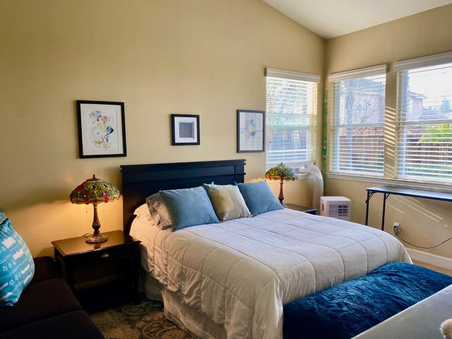 7253 W Morris Avenue, Fresno, CA 93723