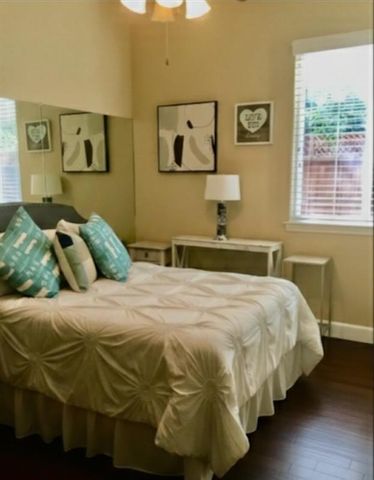 7253 W Morris Avenue, Fresno, CA 93723