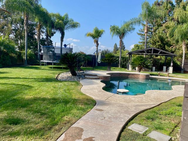 7253 W Morris Avenue, Fresno, CA 93723