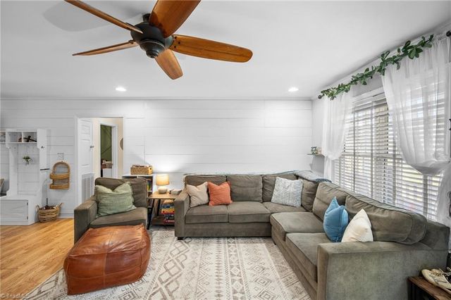 26 Tesh Street, Thomasville, NC 27360
