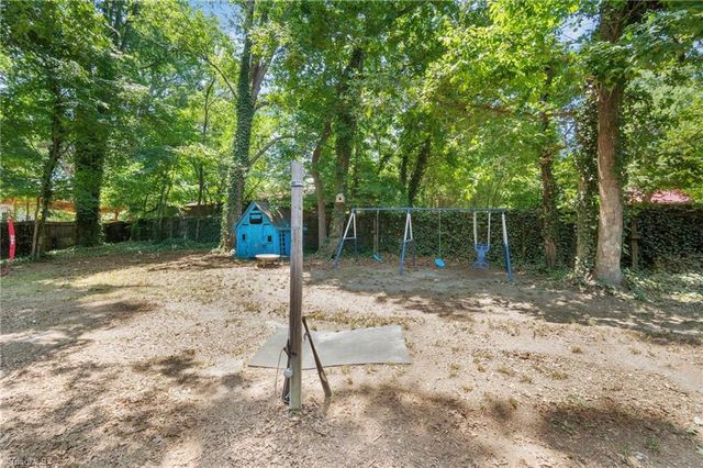 26 Tesh Street, Thomasville, NC 27360