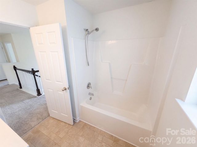 3214 Erwin Trace Drive, Charlotte, NC 28213