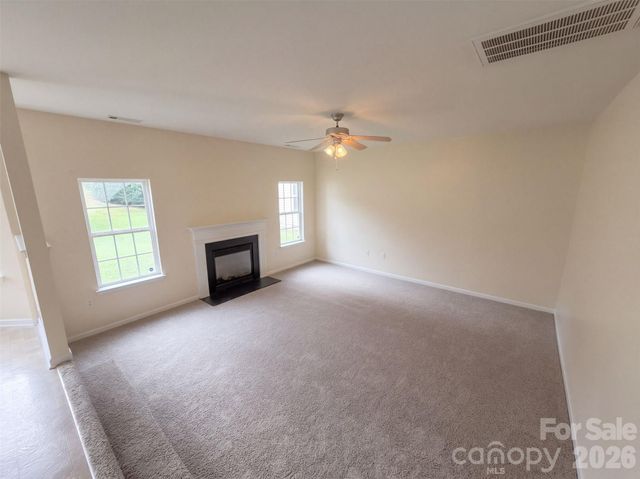 3214 Erwin Trace Drive, Charlotte, NC 28213