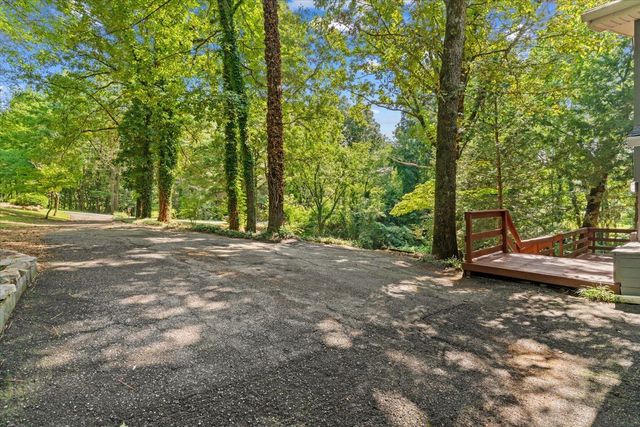 315 E Randall Road, Rocky Face, GA 30740