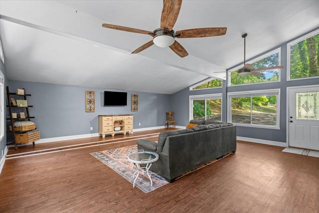 315 E Randall Road, Rocky Face, GA 30740