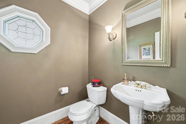 10615 Lederer Avenue, Charlotte, NC 28277