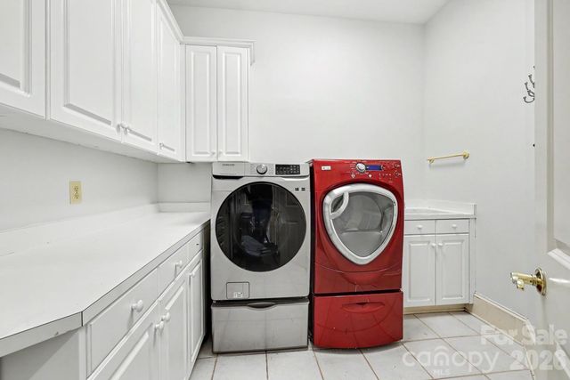 10615 Lederer Avenue, Charlotte, NC 28277