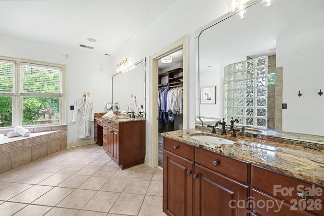 10615 Lederer Avenue, Charlotte, NC 28277