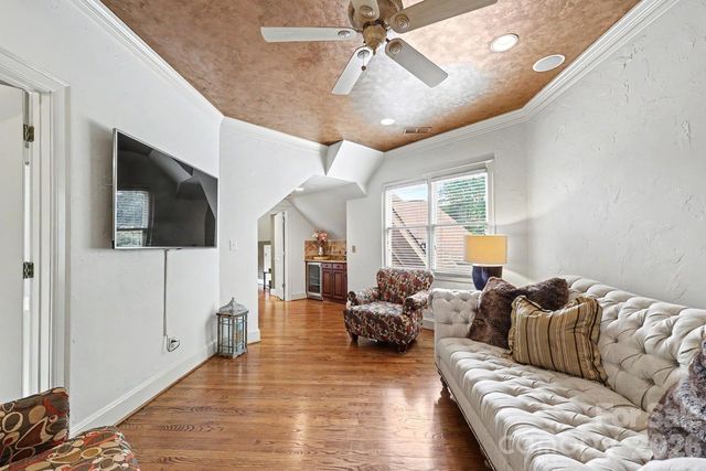 10615 Lederer Avenue, Charlotte, NC 28277