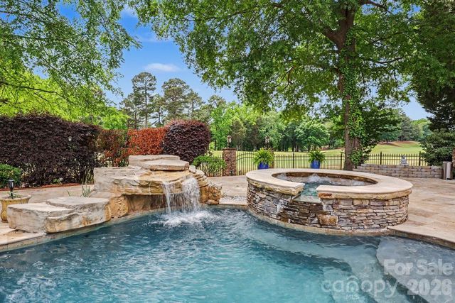 10615 Lederer Avenue, Charlotte, NC 28277