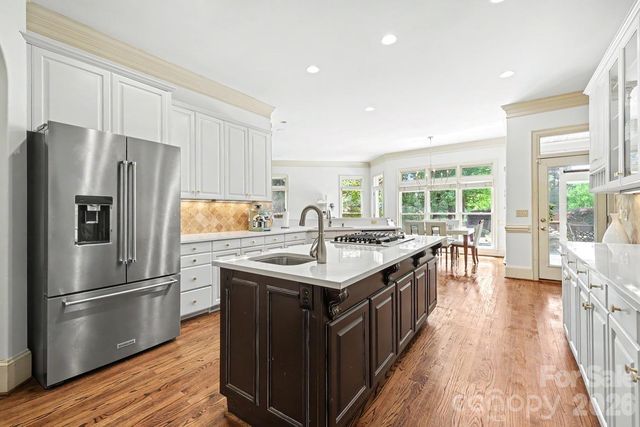 10615 Lederer Avenue, Charlotte, NC 28277