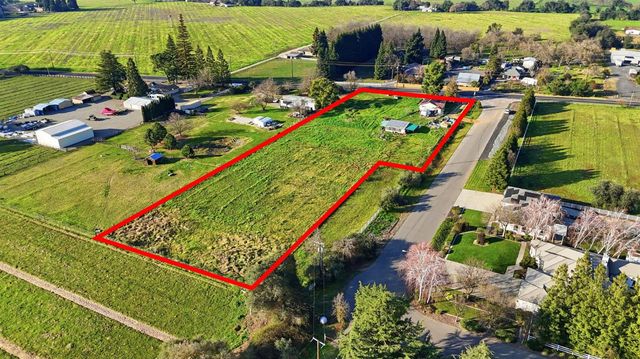 12242 Orange Blossom Rd, Oakdale, CA 95361